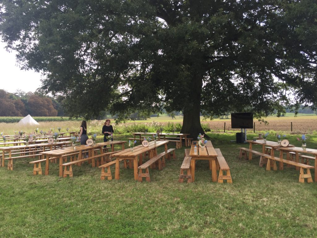 Wedding under a tree - elsewhere events