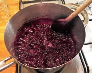 grape-jam-recipe-cooking