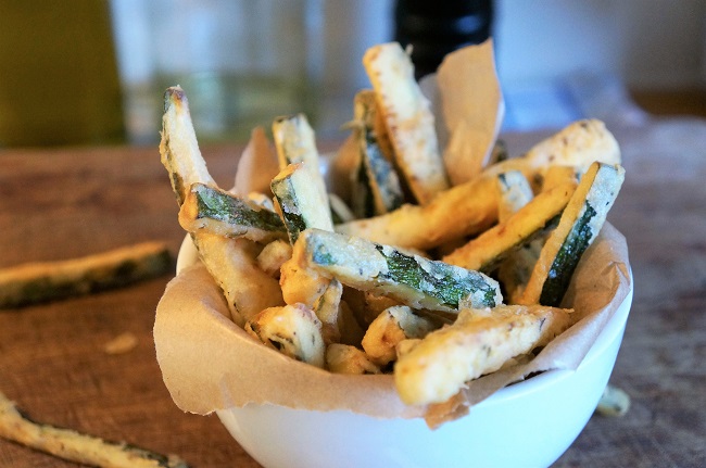 Courgette Chips (zucchini fries) – how to make the best courgette chips ever!