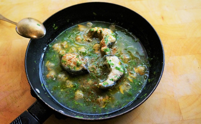 Stewed Eels with Parsley Sauce | Eel Recipes