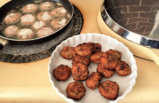 Wednesday 1st April – Ingredients – Greek Meatballs