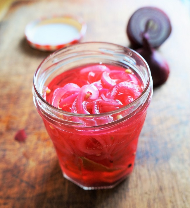 Spicy Pickled Onions | Pickled Red Onions Recipe